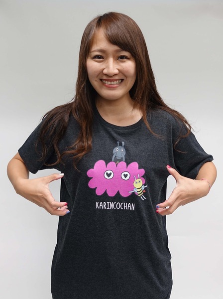 元なでしこジャパン 丸山桂里奈さんデザインのｔシャツを発売 ベルマーク教育助成財団